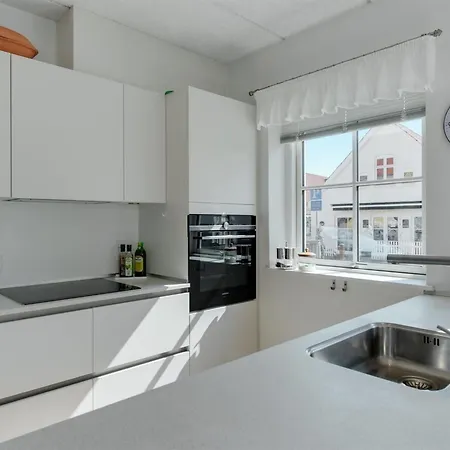Cornel - 290m From The Sea By Interhome