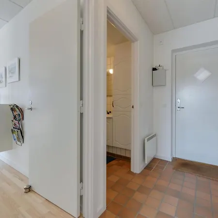 Cornel - 290m From The Sea By Interhome